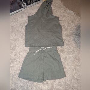 Nwot Off Campus 12m Sleeveless Hoodie And Shorts